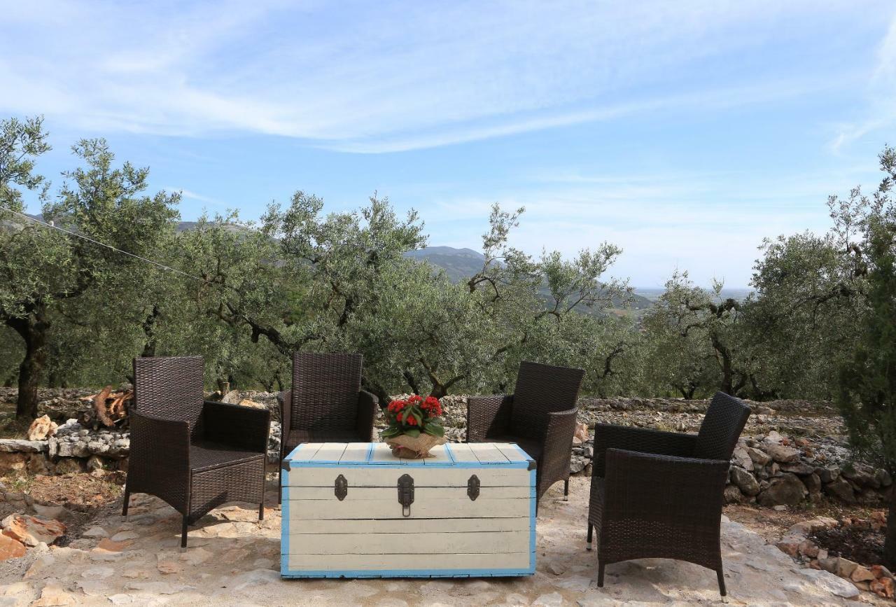 Casale Madeccia Guest House Sonnino Exterior photo