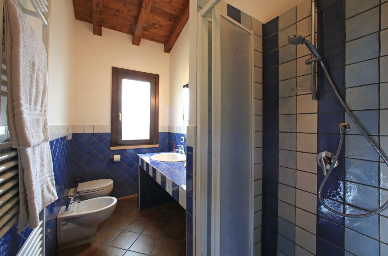 Casale Madeccia Guest House Sonnino Exterior photo